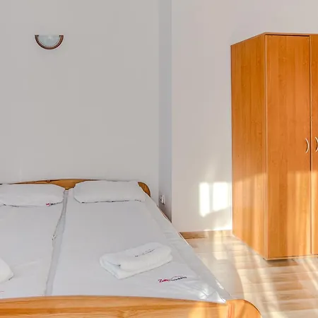 Goscinne Kamieniec 26b ザコパネ