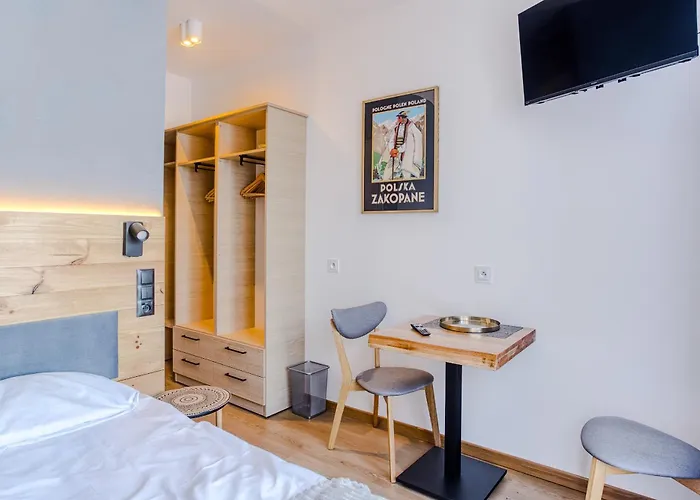 Goscinne Kamieniec 26b ホームステイ *